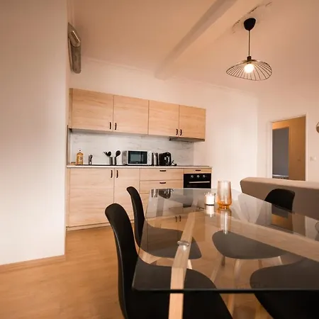 Port 10 6 Pers Proche Gare Apartamento