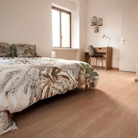 Spacious Modern Paisible Near Train Station Mulhouse